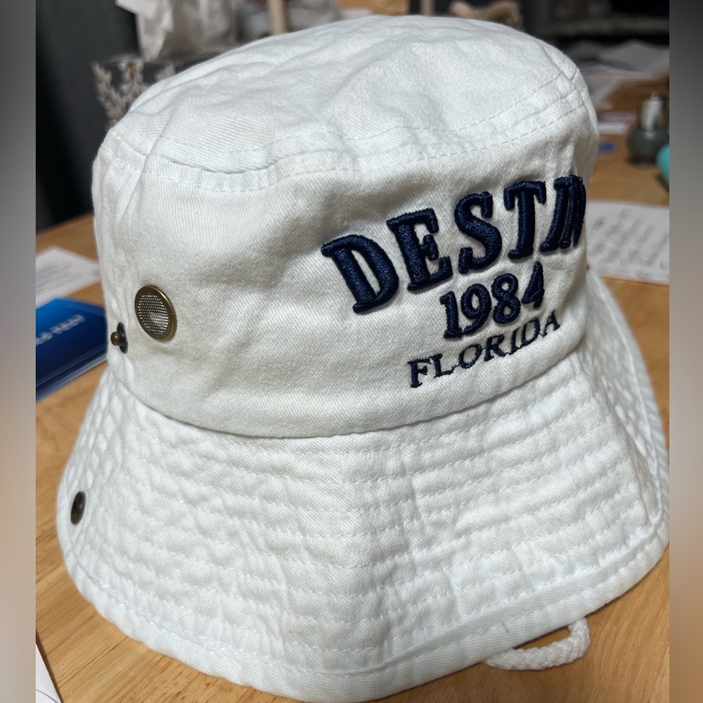Youth White "Destin 1984 Florida" Embroidered Bucket Hat Lucky 7 USA 100% Cotton